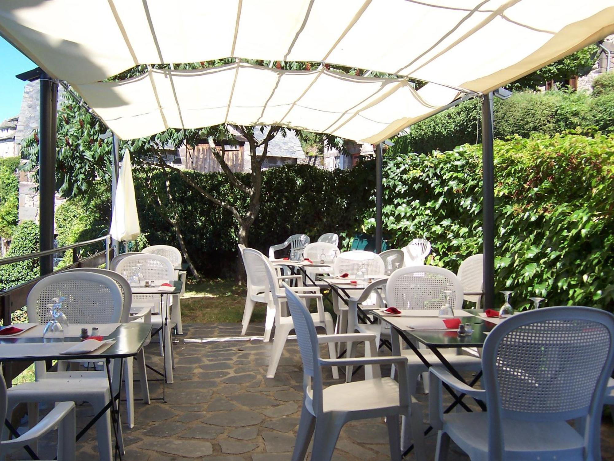 Auberge Hotel De Tournemire - Cantal Εξωτερικό φωτογραφία